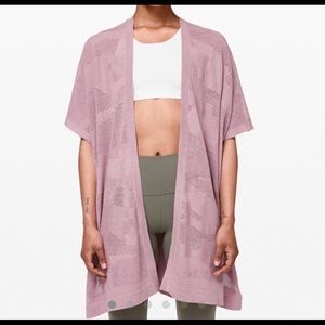 Lululemon Find your light wrap